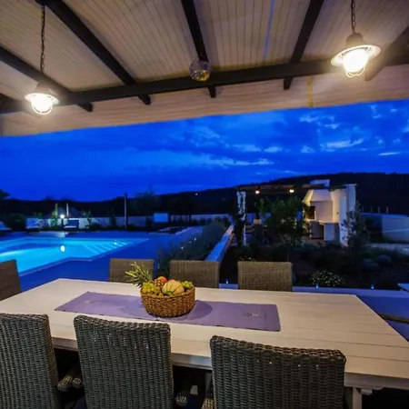 Vila Adriatic Pearl