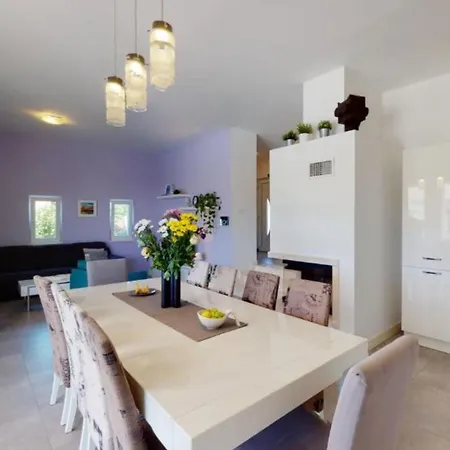 Vila Adriatic Pearl *